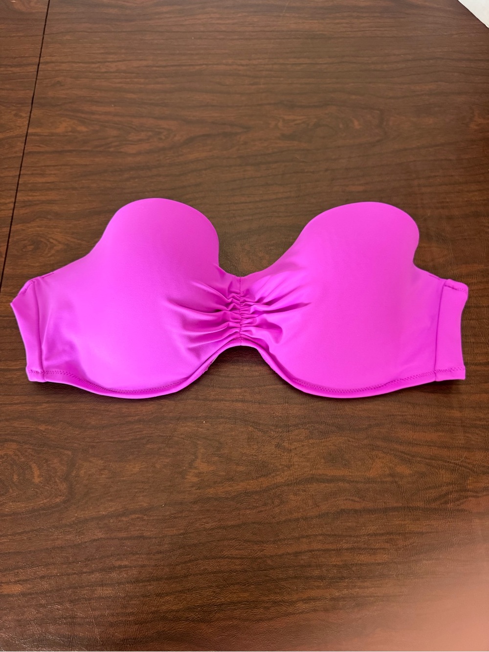 Victoria's Secret Strapless Bandeau Bikini Top in Fuchsia 38DD NWOT